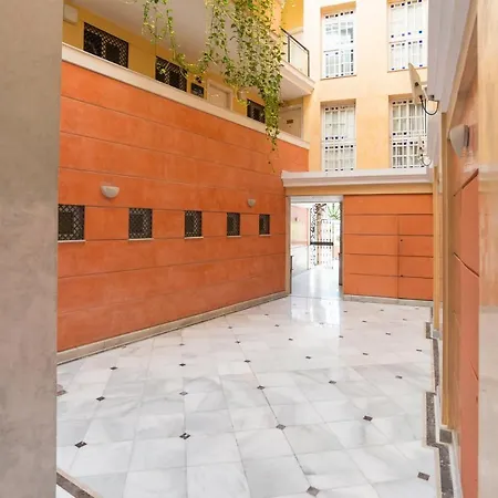 Urbe10 Plaza De La Merced Duplex 1 Bedroom Malaga